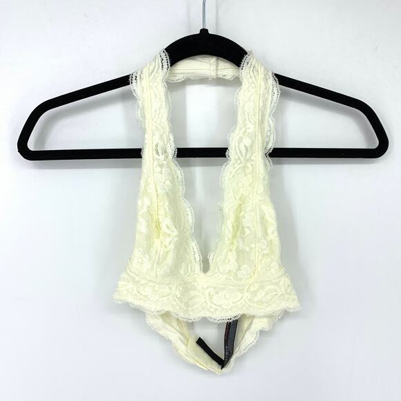 Urban Outfitters Bralette Out From Under Women's Sz S Scalloped Lace Edge Halter - Picture 1 of 4